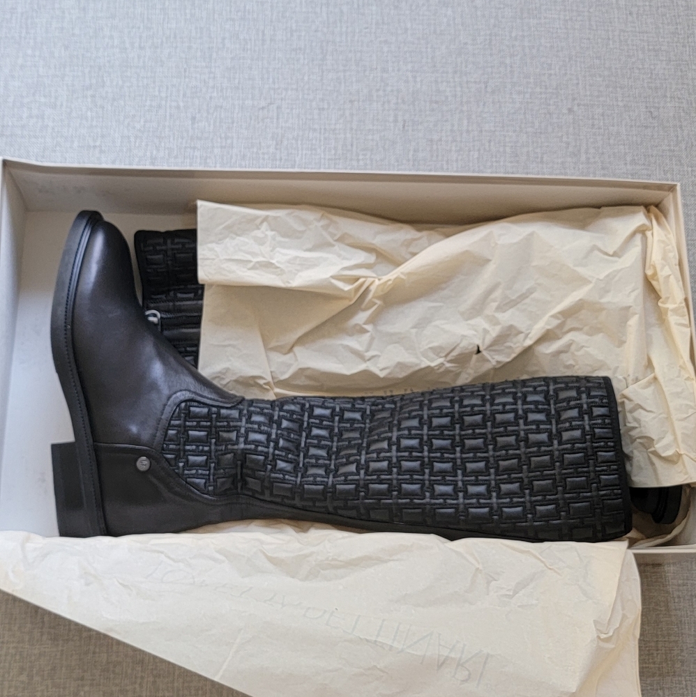 Leather Knee High Leather Boots - Picture 6 of 7